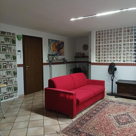 Appartamento In Villetta Il Giardino Dei Semplici Bonate di Sopra Dış mekan fotoğraf